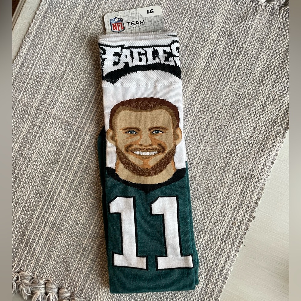 NFL: Philadelphia eagles: Carson Wentz socks, L